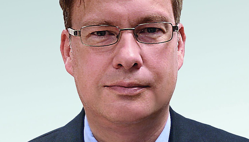 Prof. Dr. Kai Peter Birke, Institut für Photovoltaik, Abt. Elektrische Energiespeichersysteme der Universität Stuttgart Prof. Dr. Kai Peter Birke, Institut für Photovoltaik, Abt. Elektrische Energiespeichersysteme der Universität Stuttgart