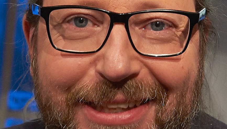 Werner Hülsmann, stellv. Vors. der Deutschen Vereinigung für Datenschutz (DVD) e.V., Anerkannter Datenschutzsachverständiger - Expert for legal and technical evaluations for the European Privacy Seal (EuroPriSe) Werner Hülsmann, stellv. Vors. der Deutschen Vereinigung für Datenschutz (DVD) e.V., Anerkannter Datenschutzsachverständiger - Expert for legal and technical evaluations for the European Privacy Seal (EuroPriSe)