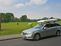 Die Tester der Fachzeitschrift connect unterwegs mit Messtechnik auf dem Dach