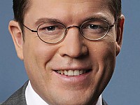 Dr. Karl-Theodor zu Guttenberg, Bundesminister für Wirtschaft und Technologie