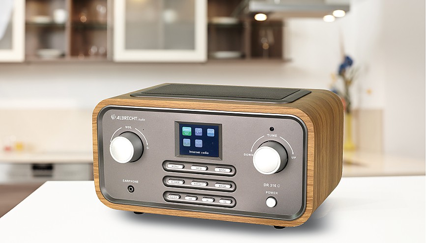 Nicht nur in neuem Style: Hybridradio im Retro-Look, mit Stereo-Lautsprechern und brillantem Farbdisplay Nicht nur in neuem Style: Hybridradio im Retro-Look, mit Stereo-Lautsprechern und brillantem Farbdisplay