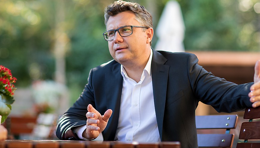 Dr. Markus Gratzer - Generalsekretär Österreichische Hoteliervereinigung (ÖHV) Dr. Markus Gratzer - Generalsekretär Österreichische Hoteliervereinigung (ÖHV)