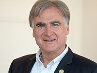 Olaf von Löwis of Menar - Landrat des Landkreises Miesbach Olaf von Löwis of Menar - Landrat des Landkreises Miesbach