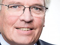 Hartmut Möllring (CDU), Minister für Wissenschaft und Wirtschaft des Landes Sachsen-Anhalt