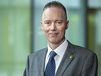 Dr. Christoph Hecht, Fachreferent Verkehrssicherheit und Straßenbewertung, Ressort Verkehr - Interessenvertretung (VIN), ADAC e.V. Dr. Christoph Hecht, Fachreferent Verkehrssicherheit und Straßenbewertung, Ressort Verkehr - Interessenvertretung (VIN), ADAC e.V.