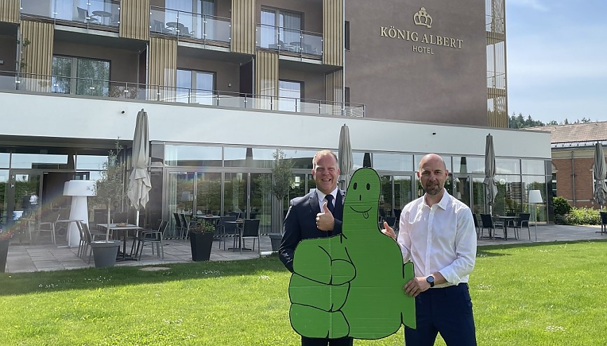 "Wir werden grüner" - so das Ziel von HKA-Direktor Marc Cantauw (li.) und Michael Börner (re.). "Wir werden grüner" - so das Ziel von HKA-Direktor Marc Cantauw (li.) und Michael Börner (re.).