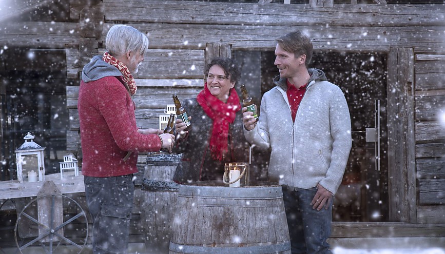Naturverbunden und rustikal - im Dorf SCHÖNLEITN geht es nach einer Winterwanderung weiter gesellig zu Naturverbunden und rustikal - im Dorf SCHÖNLEITN geht es nach einer Winterwanderung weiter gesellig zu