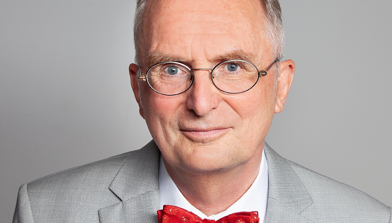 Prof. Dr. Nicolai Müller-Bromley - Präsident des Hochschullehrerbunds hlb Prof. Dr. Nicolai Müller-Bromley - Präsident des Hochschullehrerbunds hlb