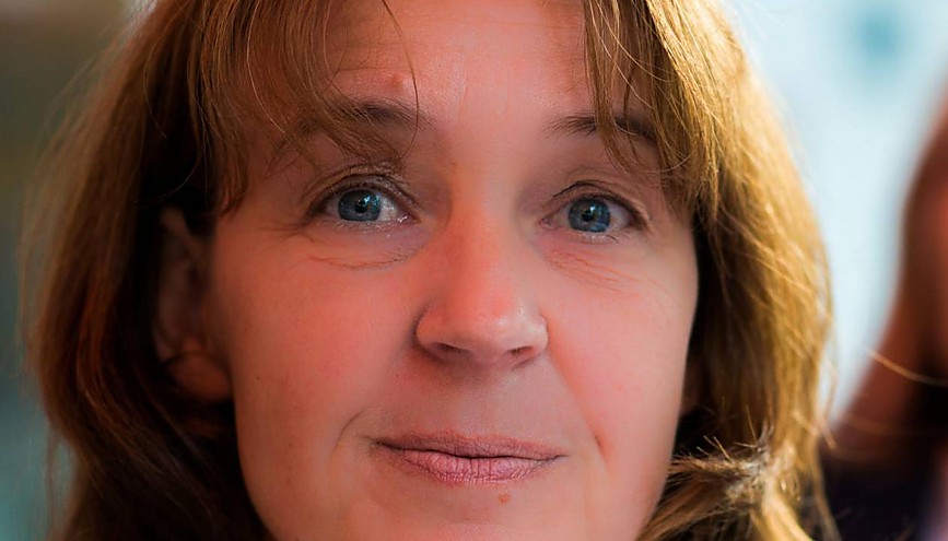 Christine Albrecht, eine von zwei Gesch&auml;ftsf&uuml;hrern bei Alan Electronics