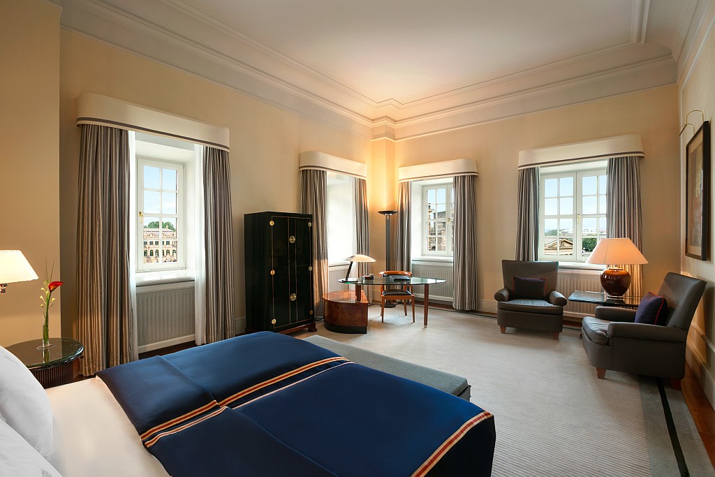 Kurfürsten Deluxe Room