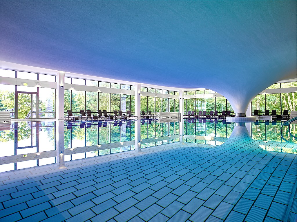 Die Schwimmhalle, ein architektonisches Highlight