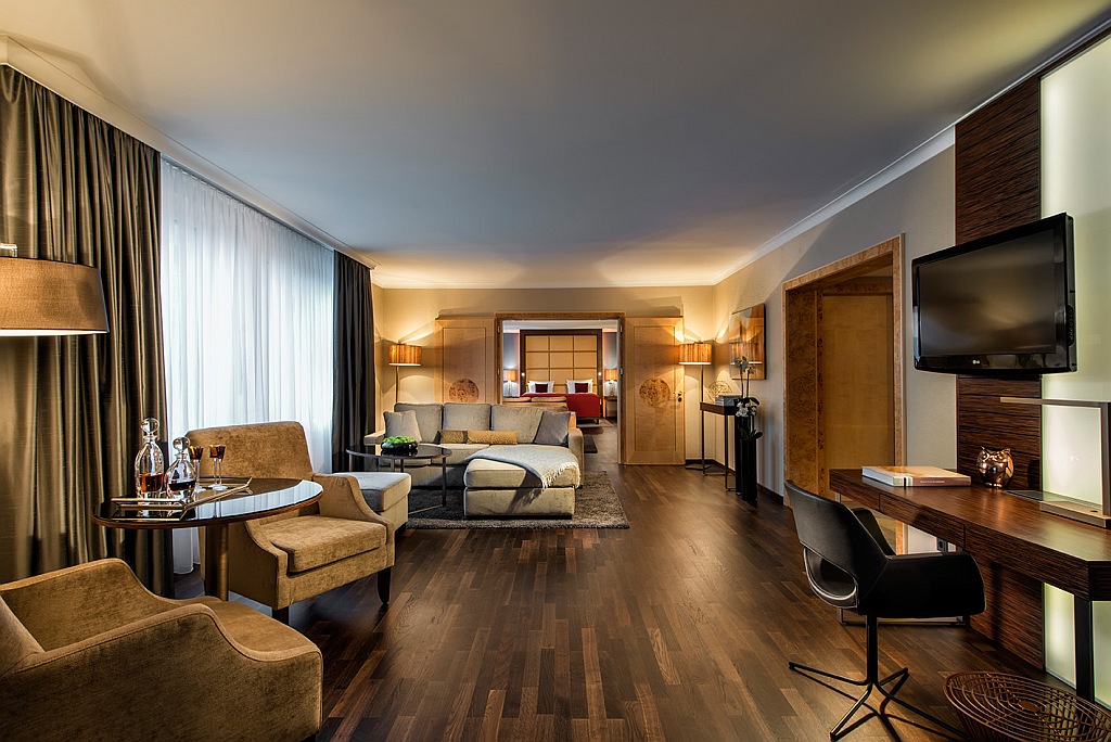 Suite mit Verbindungszimmer with connecting room