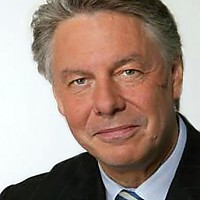 Prof. Wolfgang Kenntemich