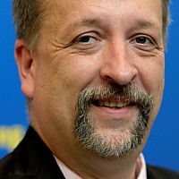  Michael Busch