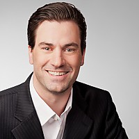 Dr. Maximilian Schenk