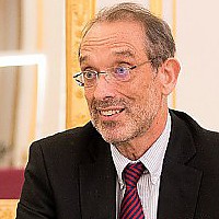 Prof. Dr. Heinz Fa�mann