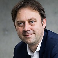Dr. Jens Zimmermann
